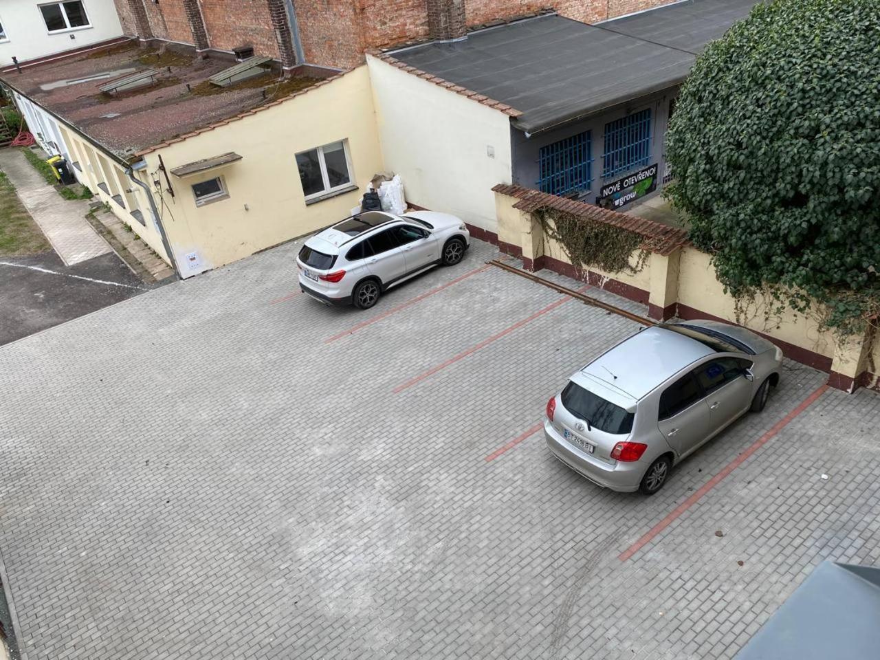 شقة Perla Hradce Hradec Králové المظهر الخارجي الصورة